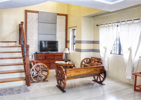 Vacation rentals in Iloilo City .